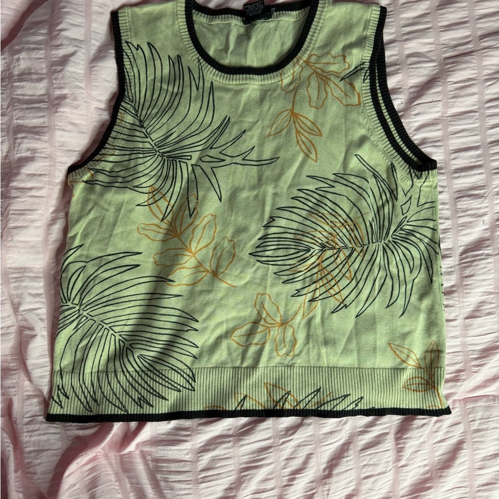 Tropical Leaf Pattern Sleeveless Top